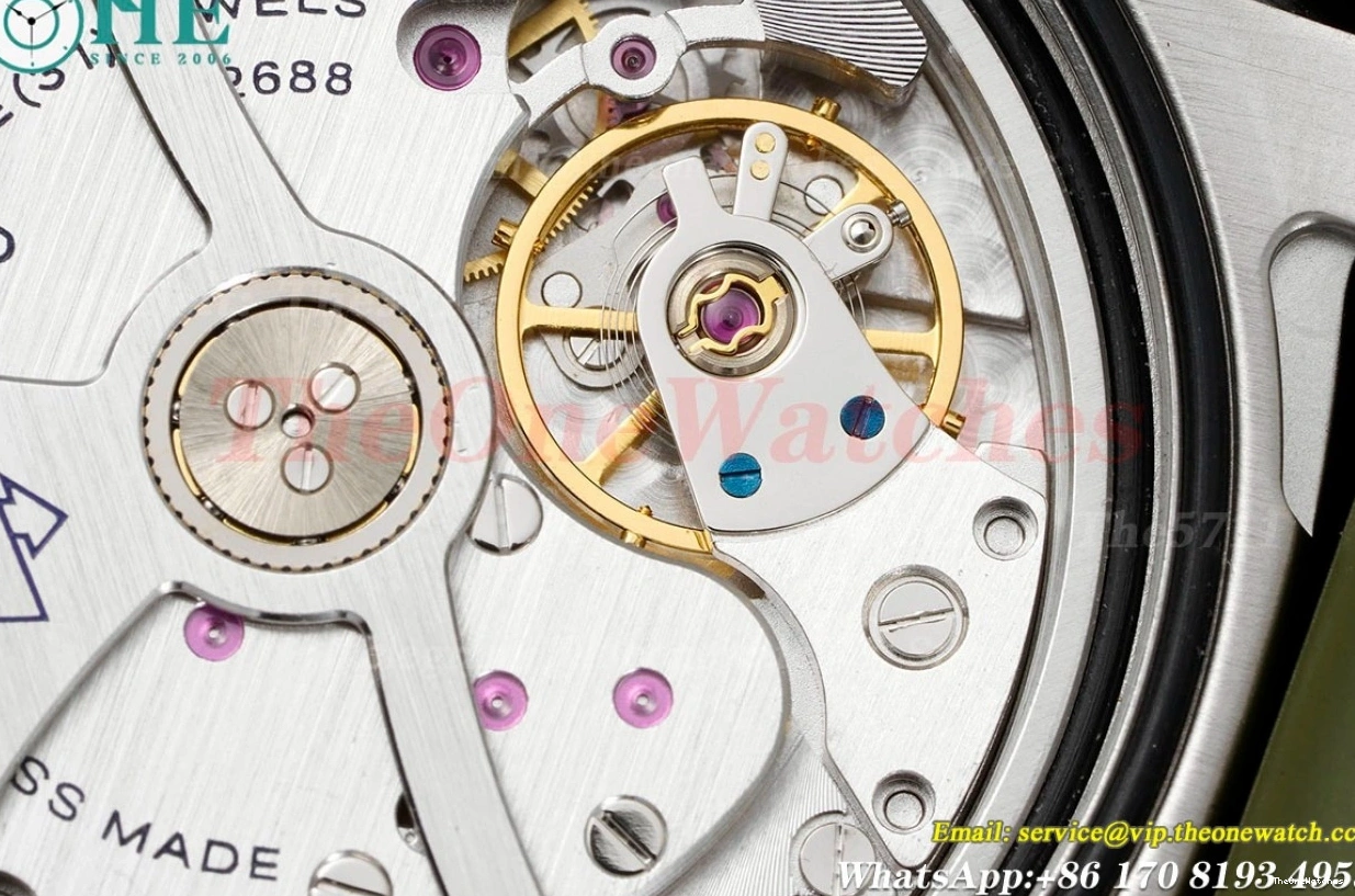 SS VSF Verde P900 RU Submersible 42mm PAM1055 Milit Green 0412